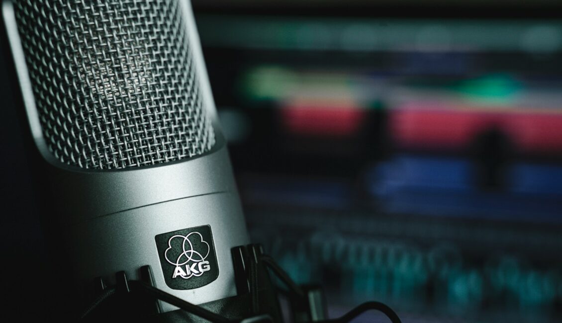 black and silver microphone on black stand