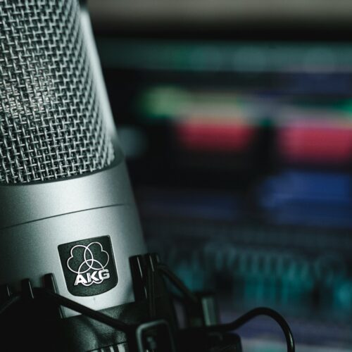 black and silver microphone on black stand